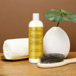 Leave-in Démêlant Extra Moisture Detangler Raw Shea Butter - Shea Moisture -Invisibobble® Magasin Demelant Shea Moisture Raw Shea Butter Extra Moisture Detangler 240ml