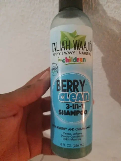 Shampoing Enfant Berry Clean 3-en-1- Taliah Waajid 2 Shampoing Enfant Berry Clean 3-en-1- Taliah Waajid – Image 2