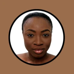 Fond De Teint Fluide Buttercup - SACHA Cosmetics -Invisibobble® Magasin fond de teint liquide sans transfert peau noire cocoa sacha cosmetics 2