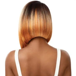 Perruque Lace Front Bob Blond Zandra - Outré -Invisibobble® Magasin perruque lace front wig hd transparent blonde bob lisse synthetique zandra outre dos