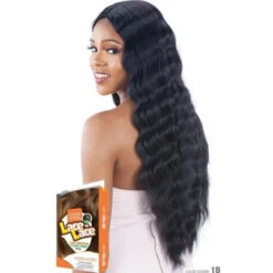 Perruque Loose Wave Triple Barrel Curl - Model Model 12 Perruque Loose Wave Triple Barrel Curl - Model Model -Invisibobble® Magasin perruque loose wave longue noire model model triple barrel curl