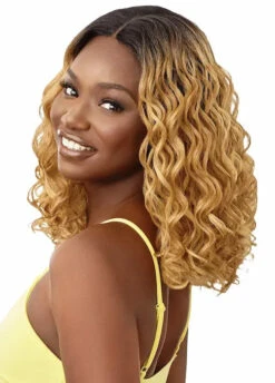 Perruque Bob Bouclée The Daily Wig Hayden - Outré