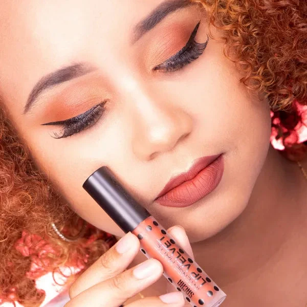 Rouge à Lèvres Liquide Mat Intense Lip Velvet - Sacha Cosmetics 6 Rouge à Lèvres Liquide Mat Intense Lip Velvet - Sacha Cosmetics – Image 6