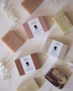 Shampoing Solide BIO Amour De Tortilles - NoireÔnaturel -Invisibobble® Magasin shampoing solide bio cheveux secs noire au naturel